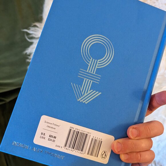 The Left Hand of Darkness (Penguin Galaxy) by Ursula K. Le Guin [Hardcover] - Picture 3 of 4